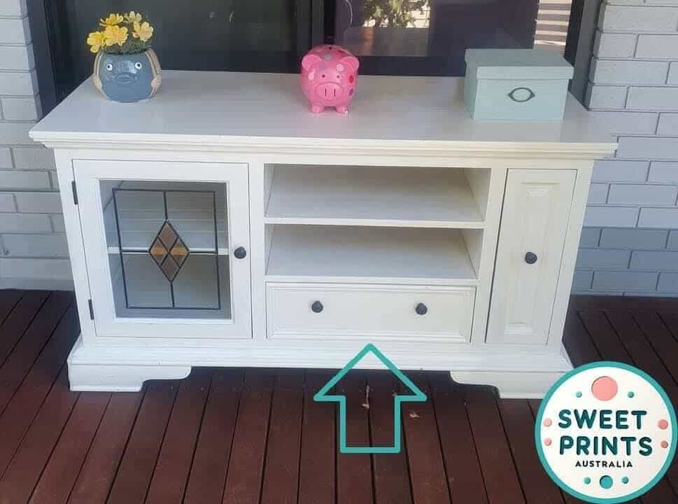 Sweet Prints Australia cabinet pick-up drawer location