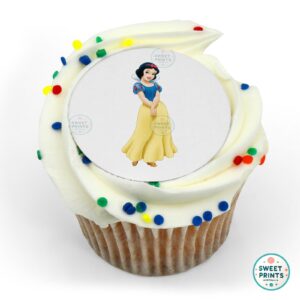 disney princess snow white standing o