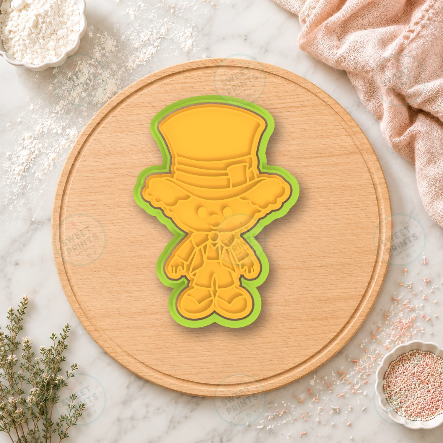Alice In Wonderland Mad Hatter Cookie Cutter & Stamp cookie cutter