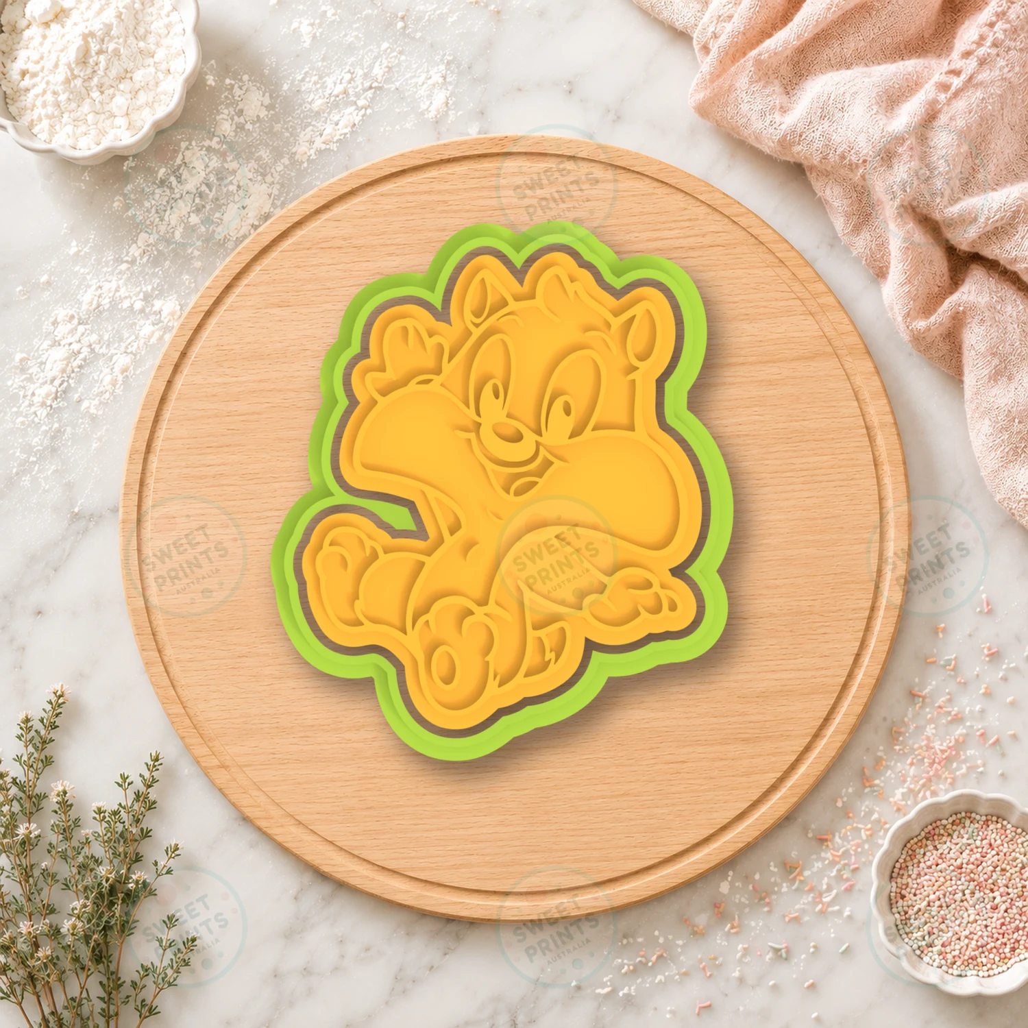 Sylvester Junior Cookie Cutter & Stamp cookie cutter