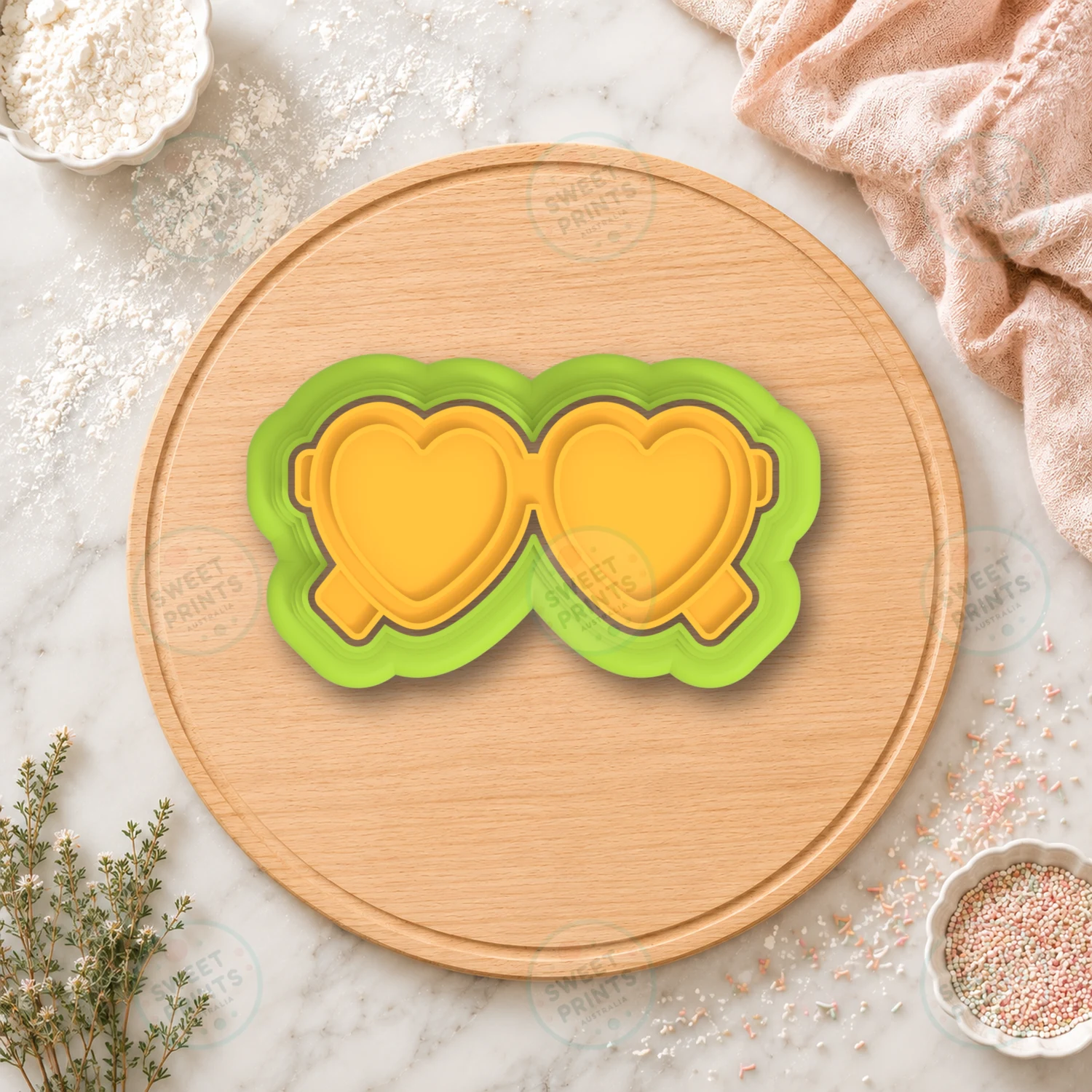 Barbie Glasses Cookie Cutter & Stamp cookie cutter