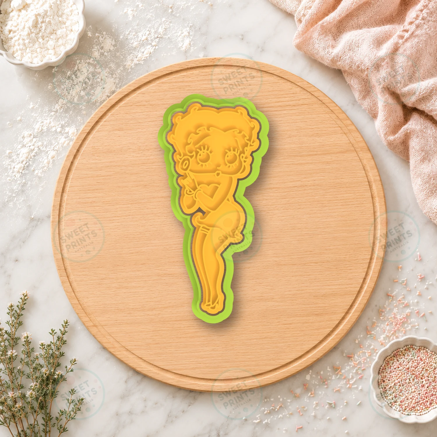 Betty Boop With Heart Cookie Cutter & Stamp cookie cutter