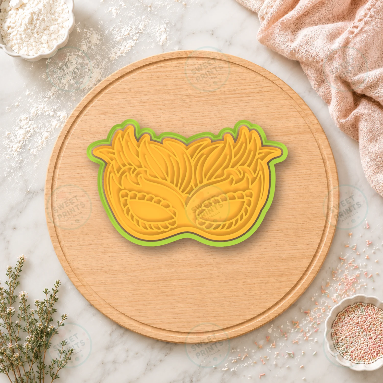 Leaf Pattern Masquerade Mask Cookie Cutter & Stamp cookie cutter