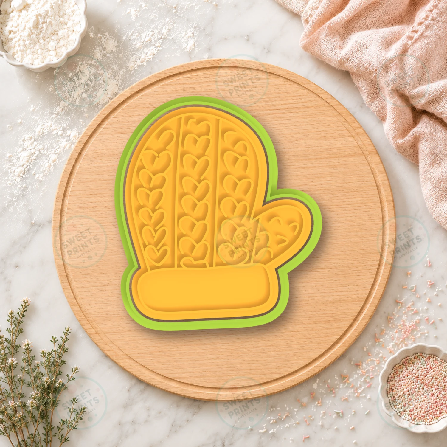 Heart Pattern Mitten Cookie Cutter & Stamp cookie cutter