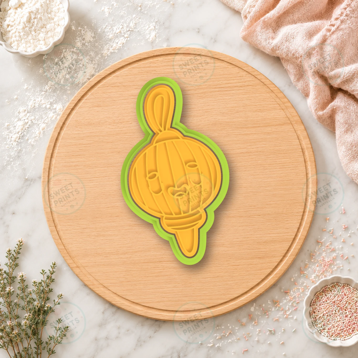 Cute Bauble Face Cookie Cutter & Stamp cookie cutter