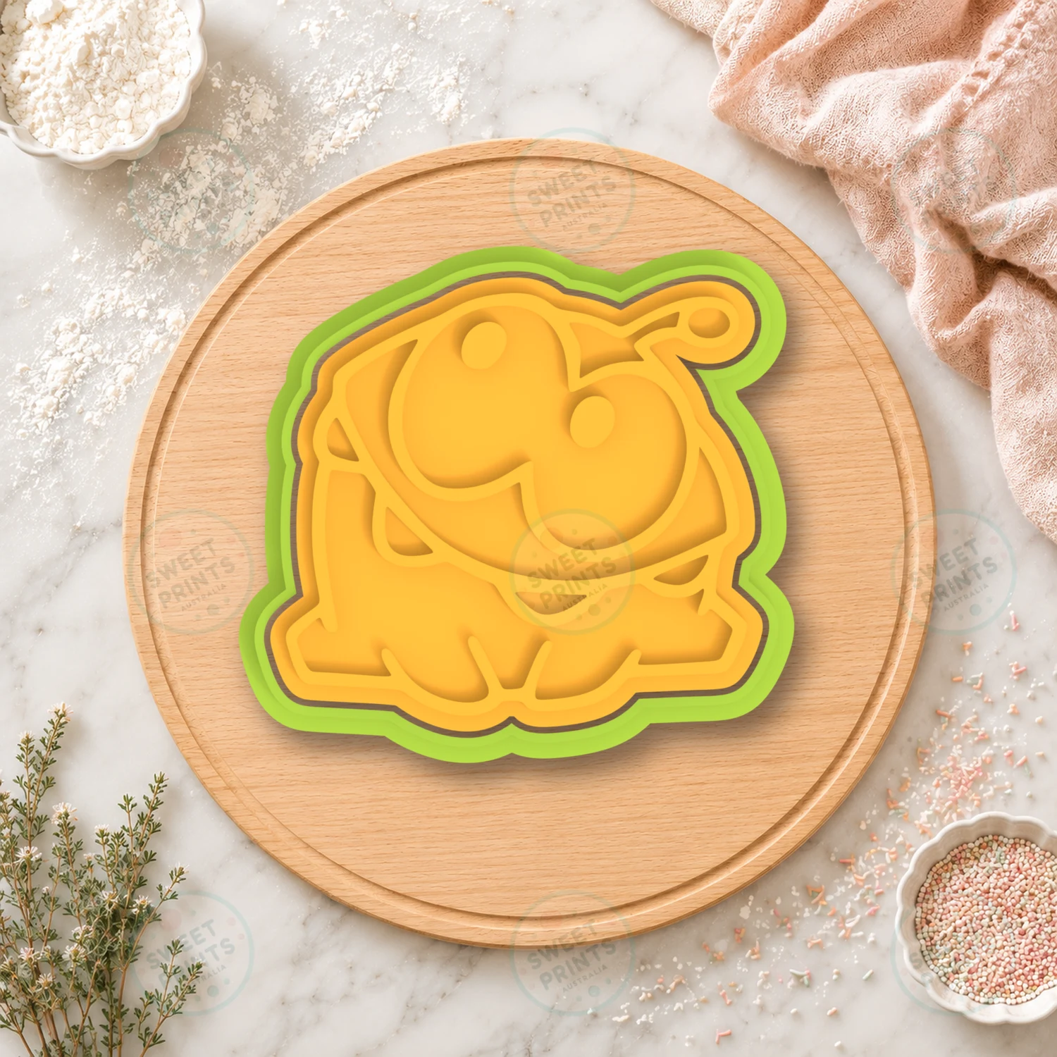 Om Nom Smiling Cookie Cutter & Stamp cookie cutter