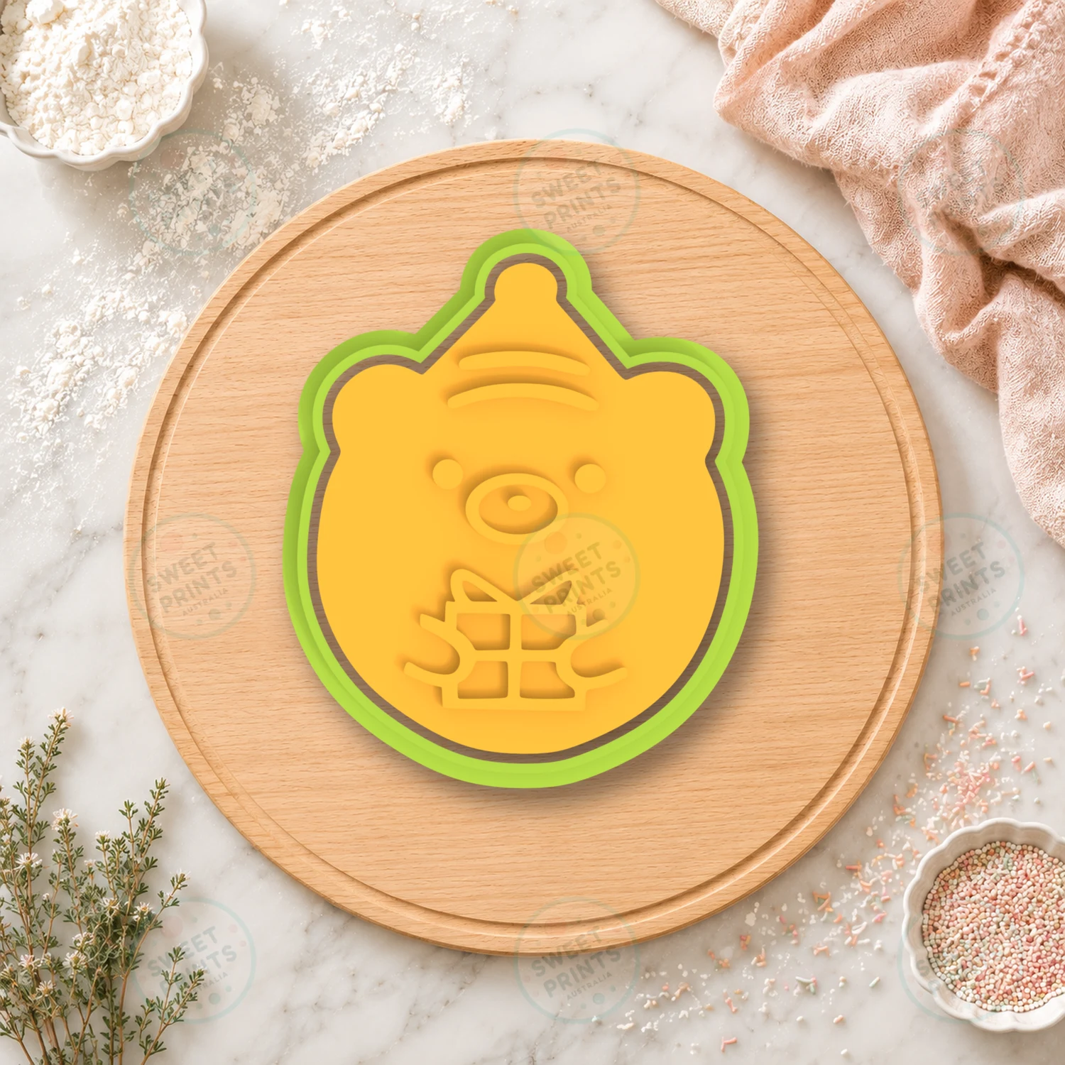 Bear With Christmas Gift Cookie Cutter & Stamp cookie cutter
