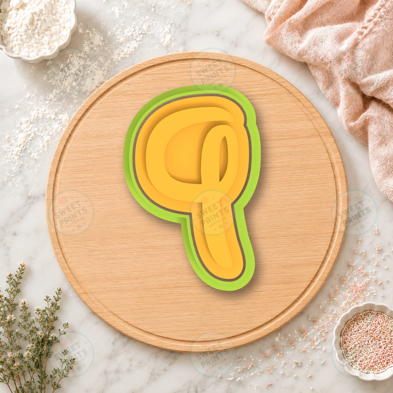 Letter Q Cookie Cutter & Stamp cookie cutter