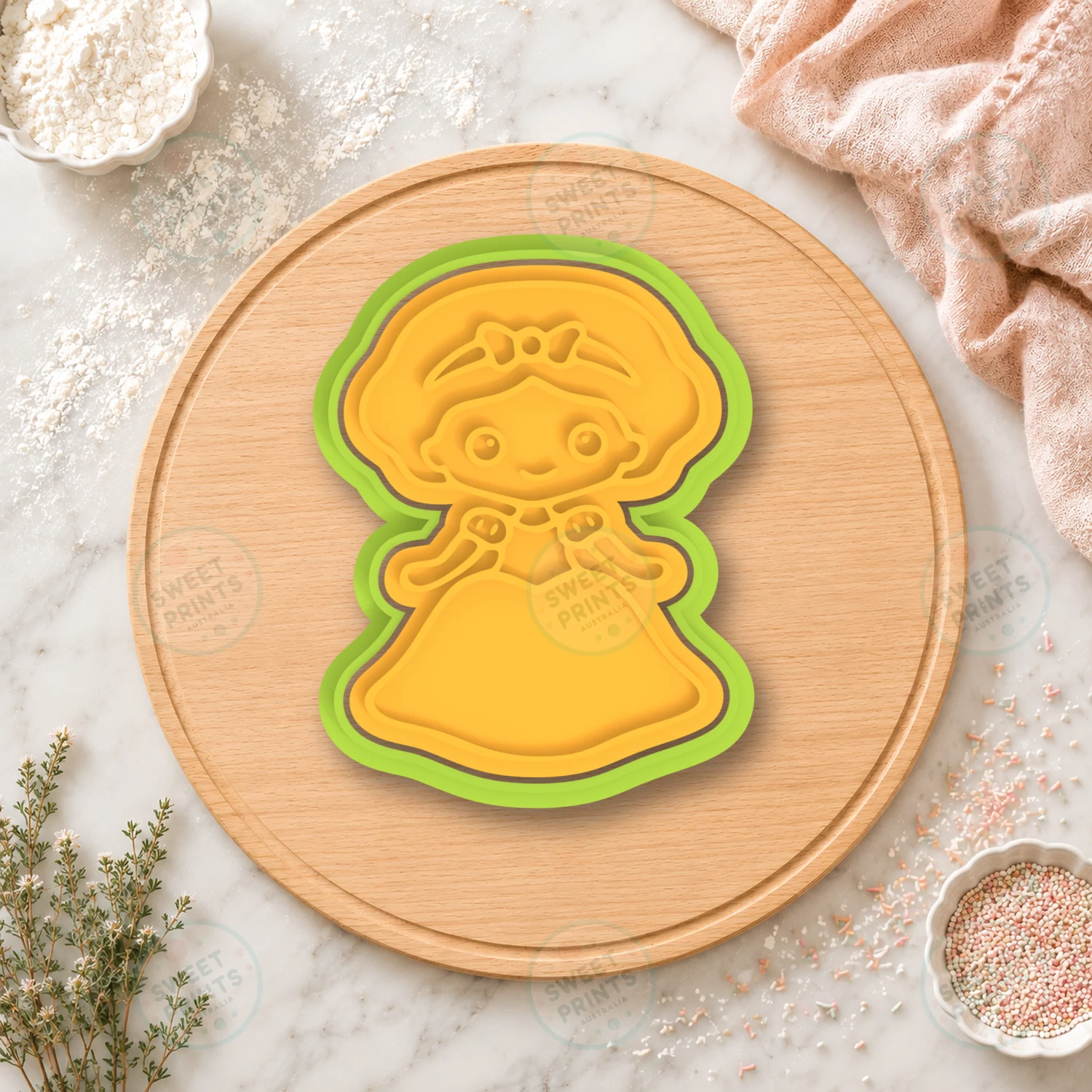 Snow White 1 Cookie Cutter & Stamp cookie cutter