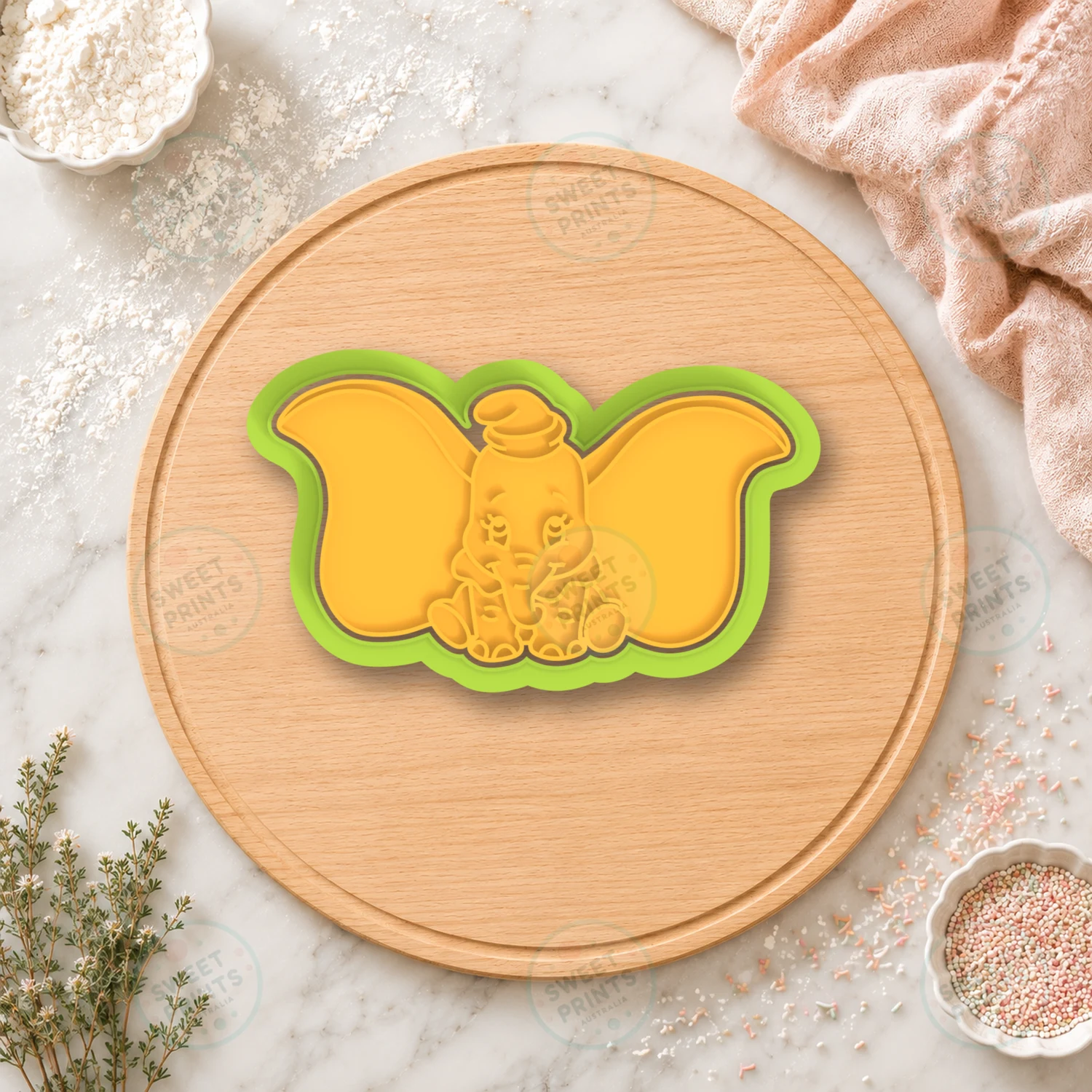 Dumbo 1 Cookie Cutter & Stamp cookie cutter
