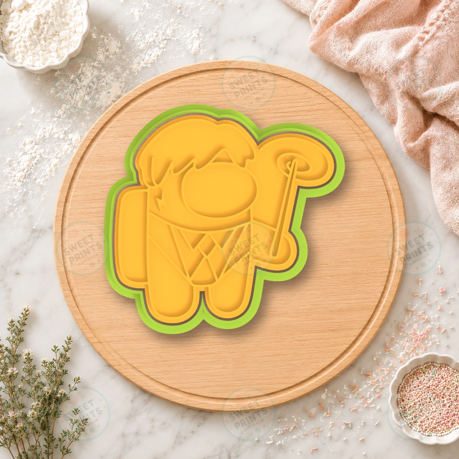 Among Us Wizard Character Cookie Cutter & Stamp cookie cutter