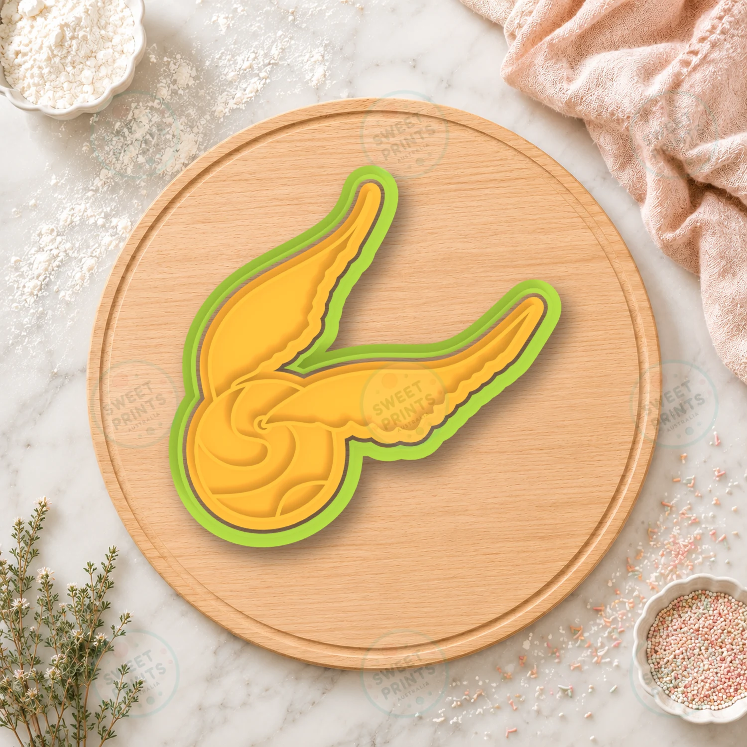 Snitch With Curved Wings Cookie Cutter & Stamp cookie cutter