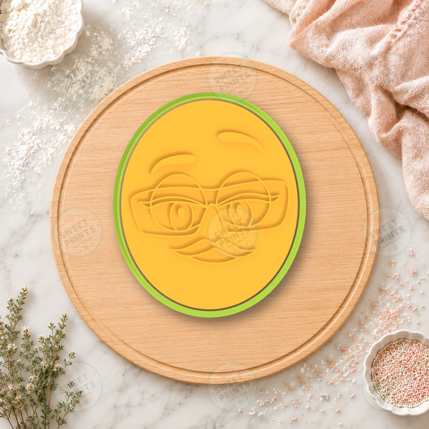 M&m Character Face Glasses Cookie Cutter & Stamp cookie cutter