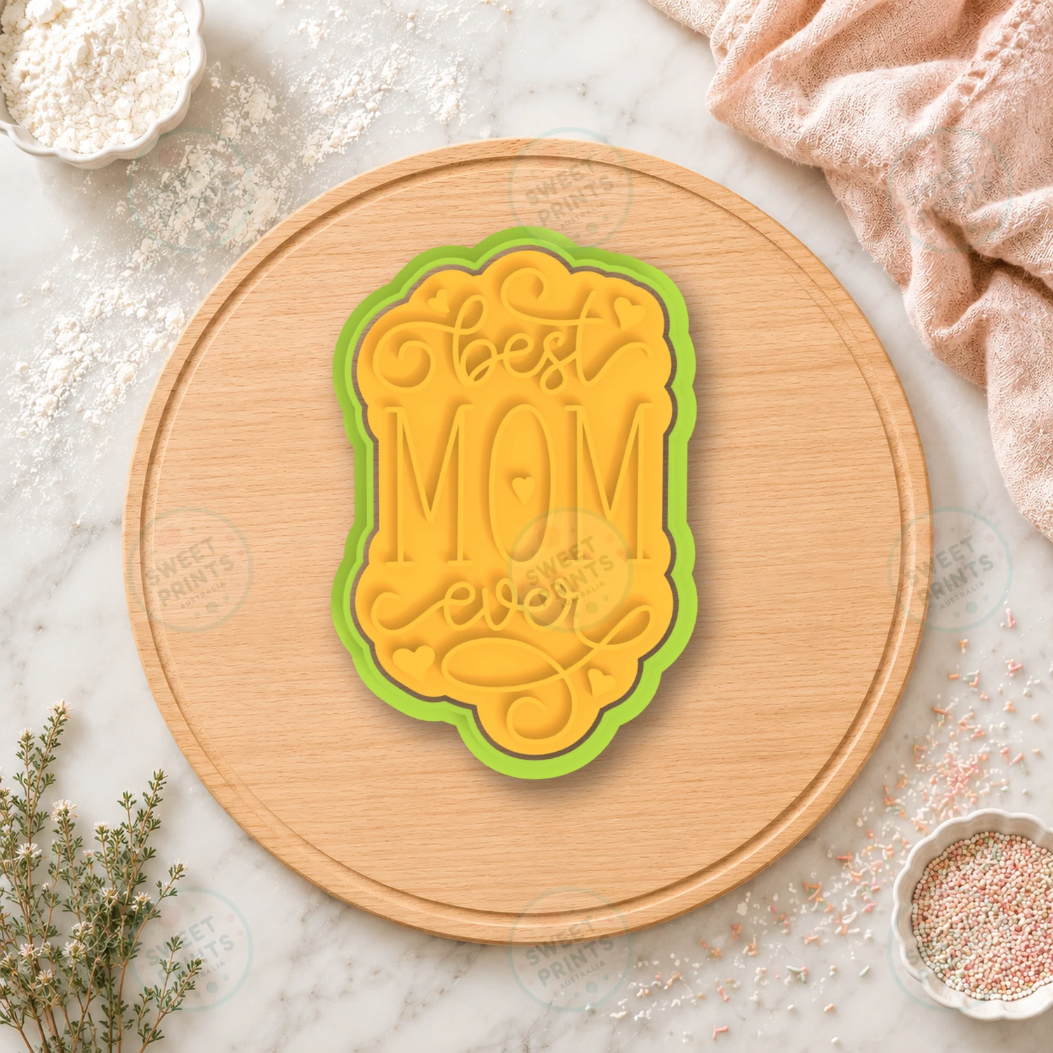 Love You Mom Text Cookie Cutter & Stamp cookie cutter