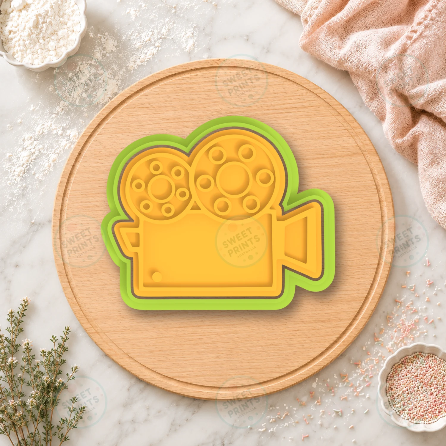 Camera 2 Cookie Cutter & Stamp cookie cutter