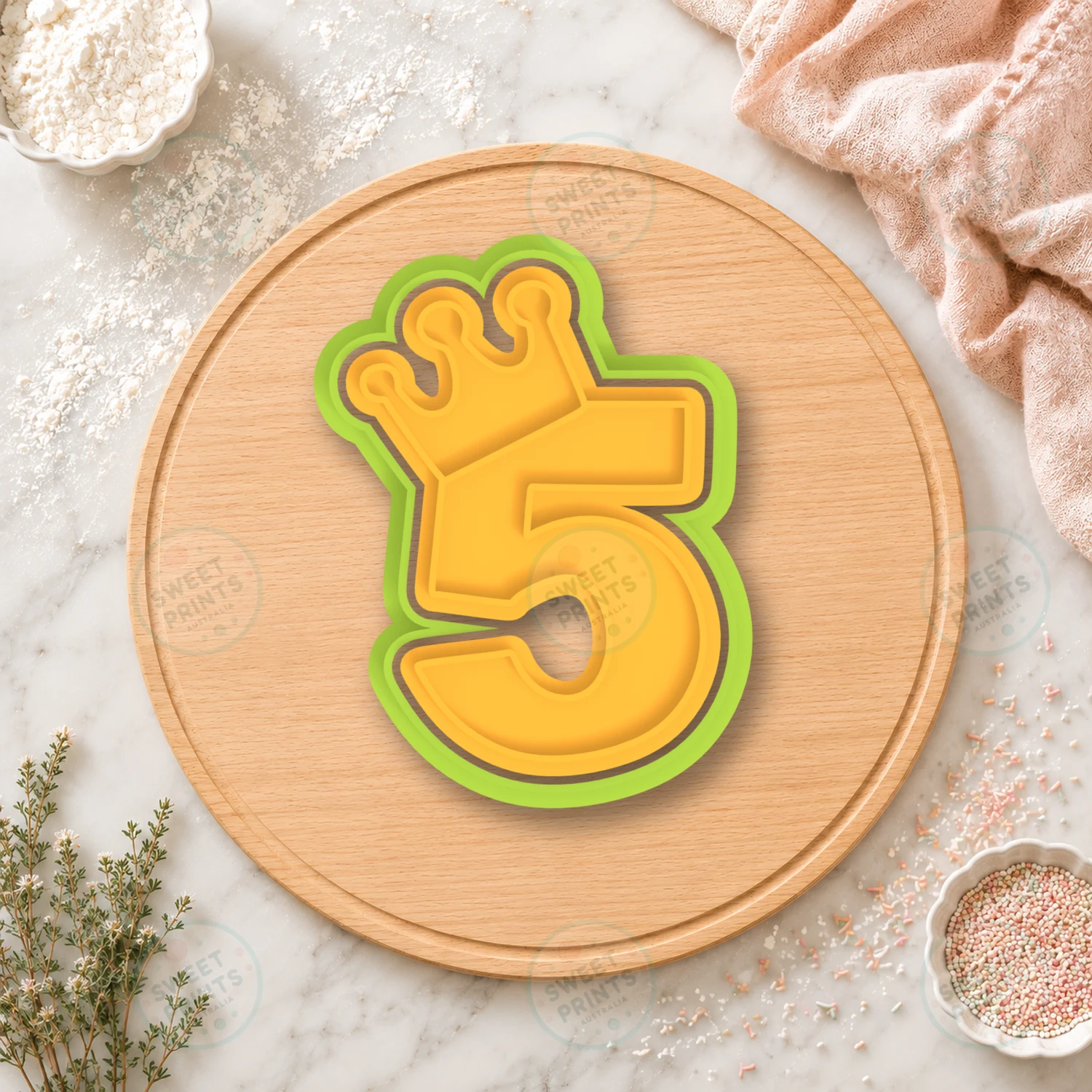 Number 5 With Crown Cookie Cutter & Stamp cookie cutter