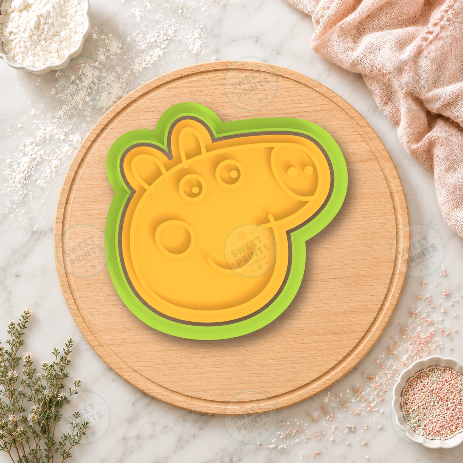 Peppa Pig Family Head 2 Cookie Cutter & Stamp cookie cutter