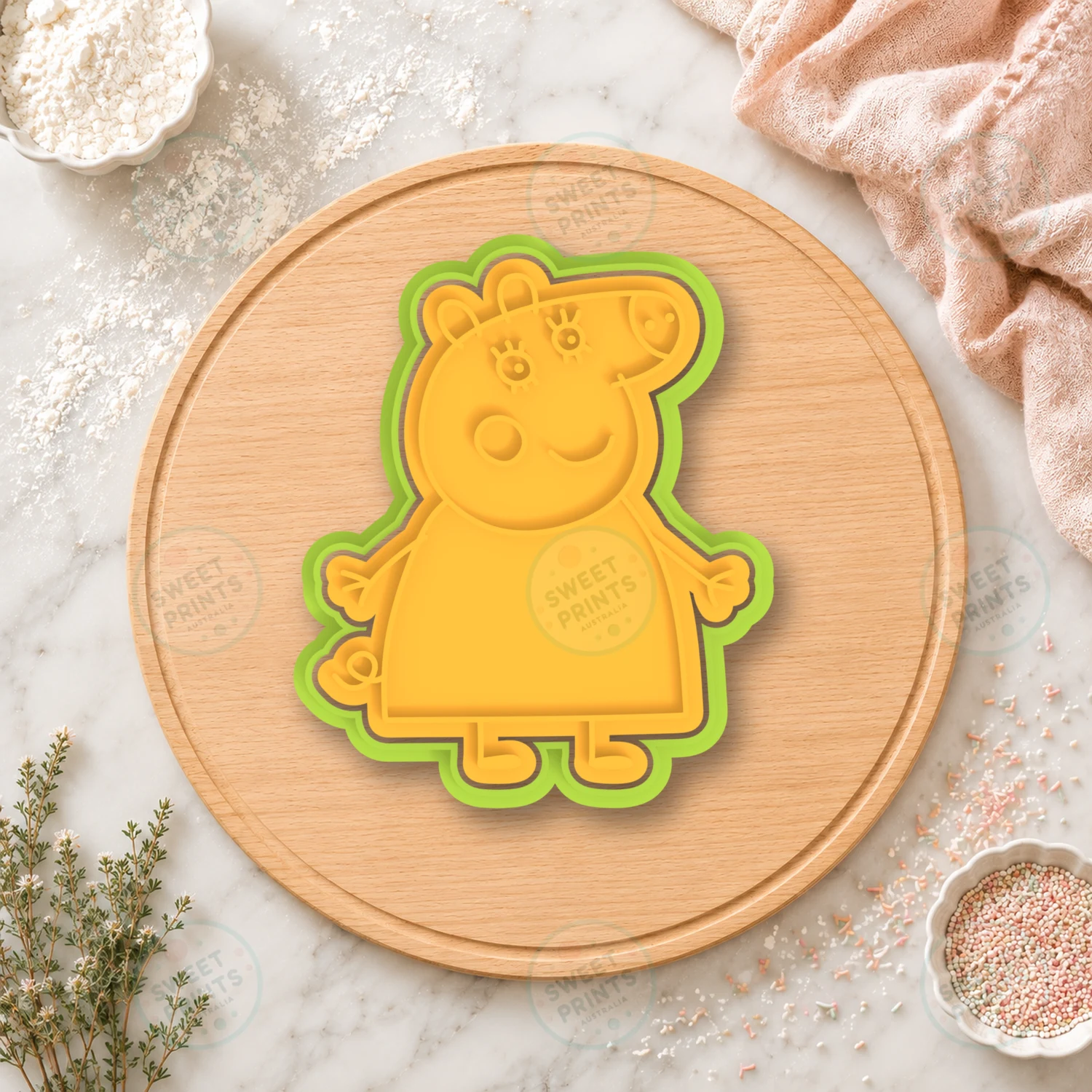 Mummy Pig Full Body Cookie Cutter & Stamp cookie cutter