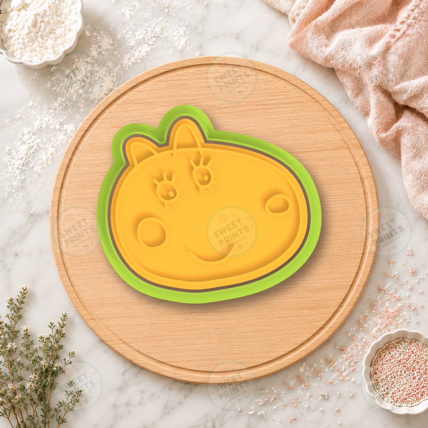 Pig With Eyelashes Face Cookie Cutter & Stamp cookie cutter