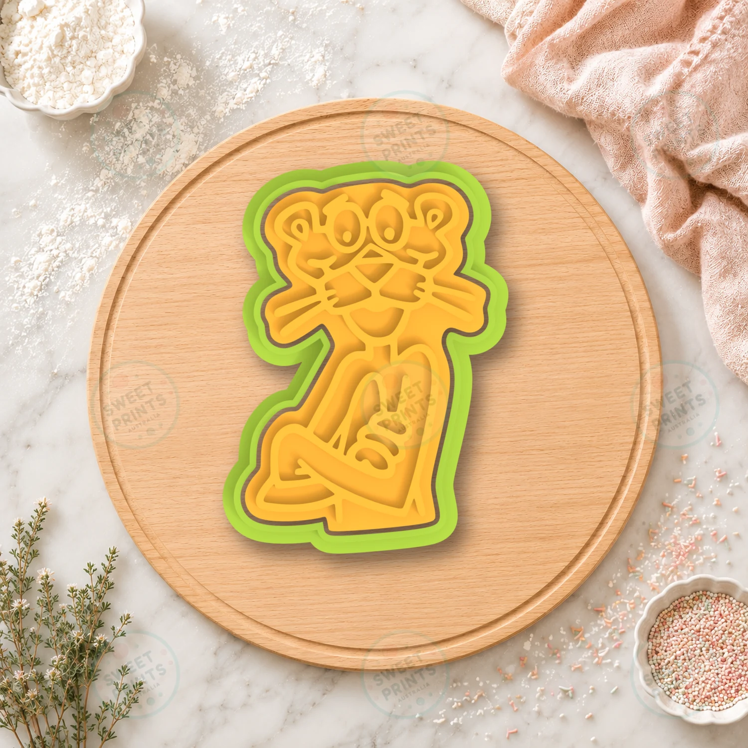 Pink Panther Sitting Cookie Cutter & Stamp cookie cutter