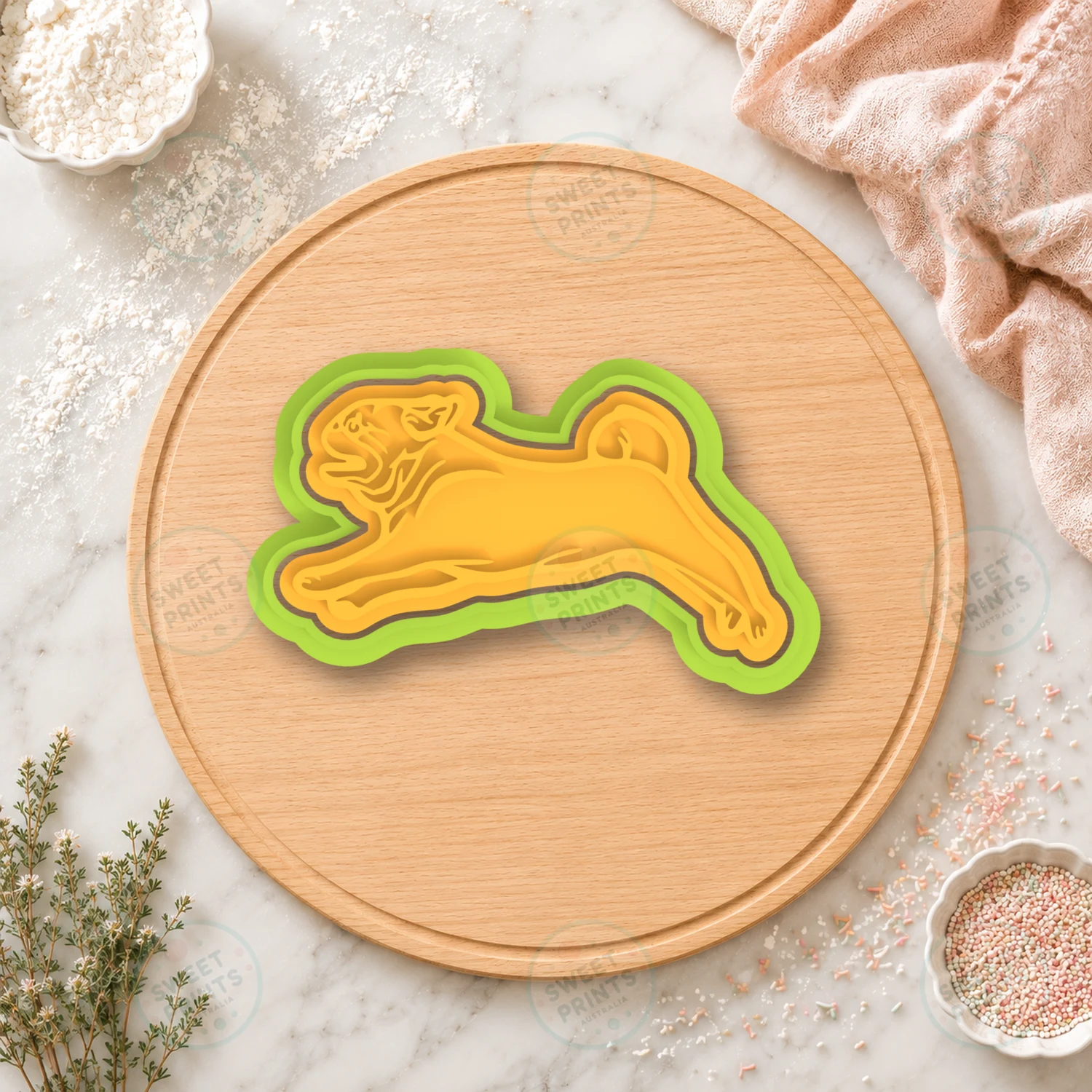 Pug Running Cookie Cutter & Stamp cookie cutter