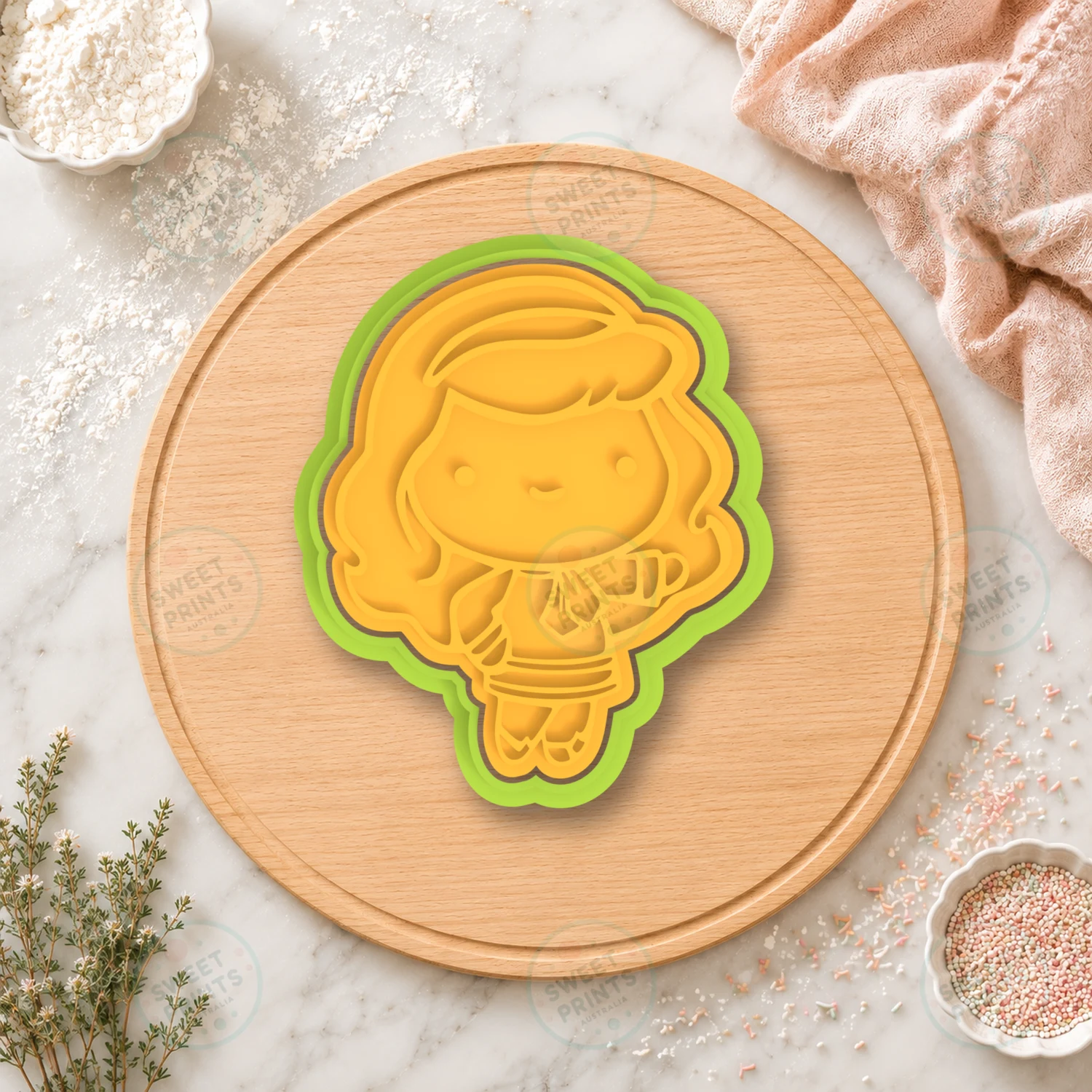 Chibi Daphne Cookie Cutter & Stamp cookie cutter