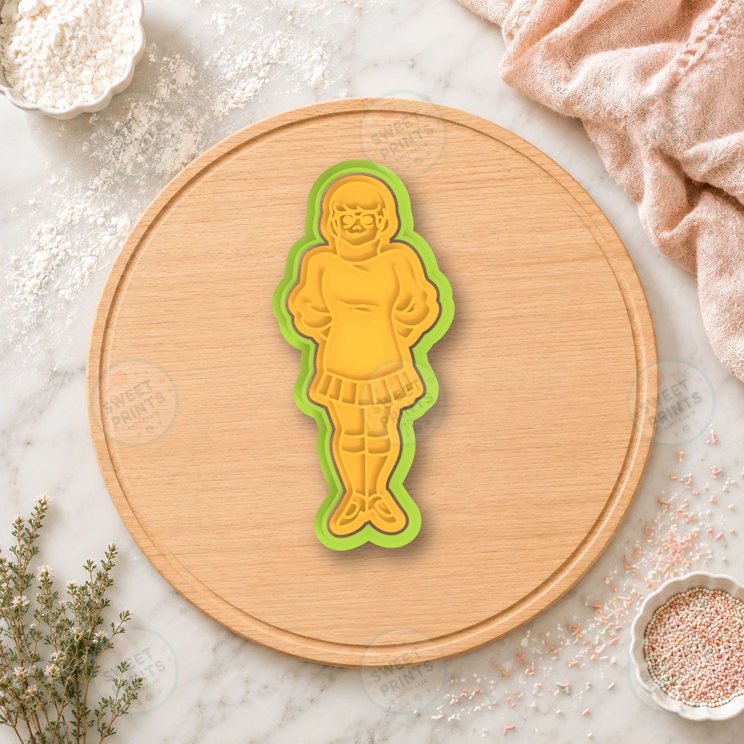 Velma Full Body Cookie Cutter & Stamp cookie cutter