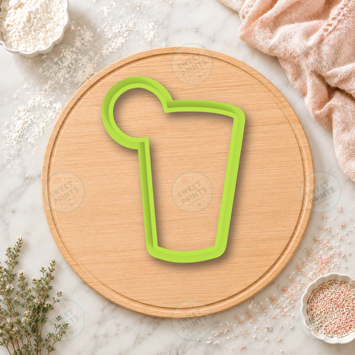 Lemonade Glass With Lemon Slice Cookie Cutter cookie cutter