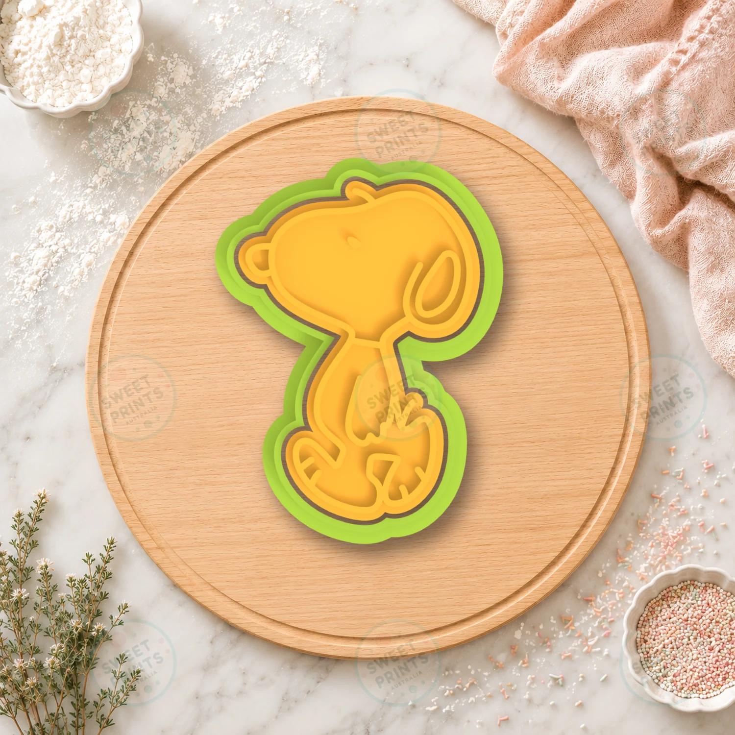 Snoopy Sitting 1 Cookie Cutter & Stamp cookie cutter