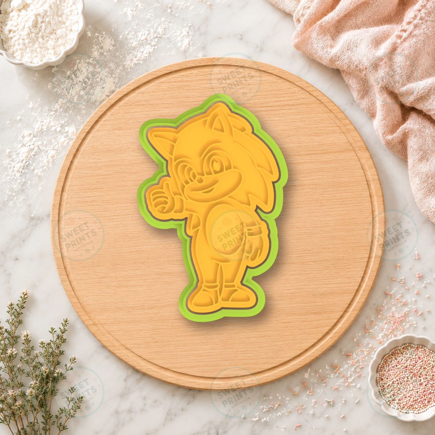 Sonic Thumbs Up Cookie Cutter & Stamp cookie cutter