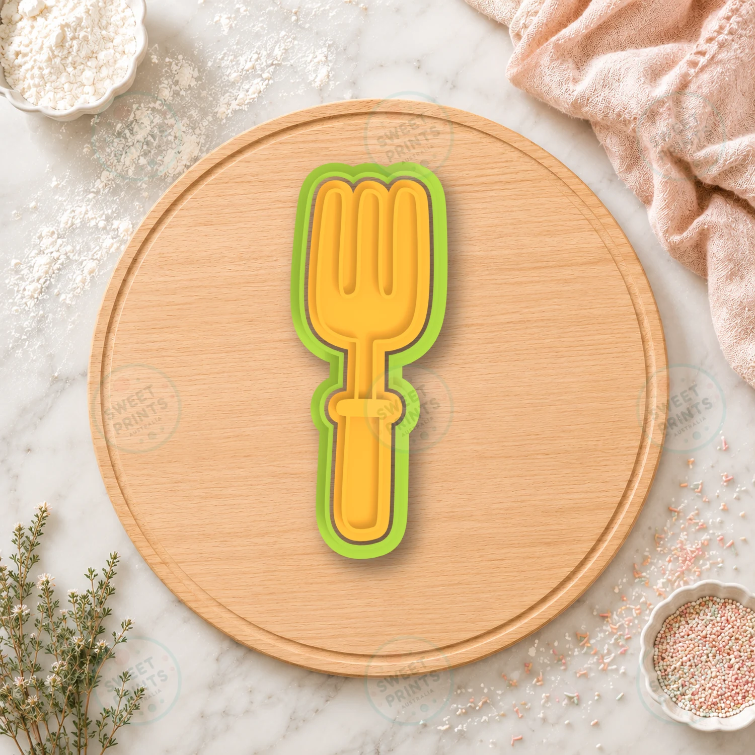 Watering Can 1 Cookie Cutter & Stamp cookie cutter