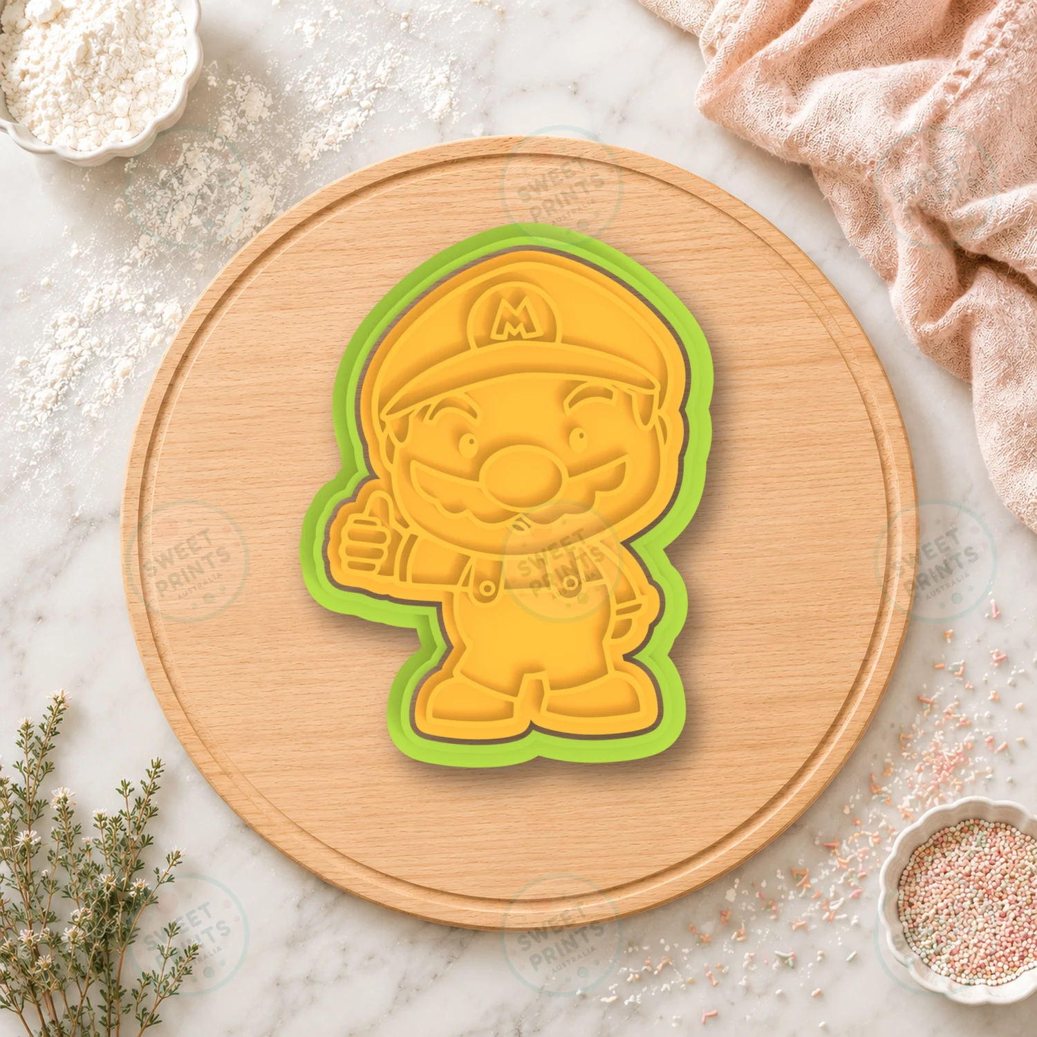 Mario 1 Cookie Cutter & Stamp cookie cutter