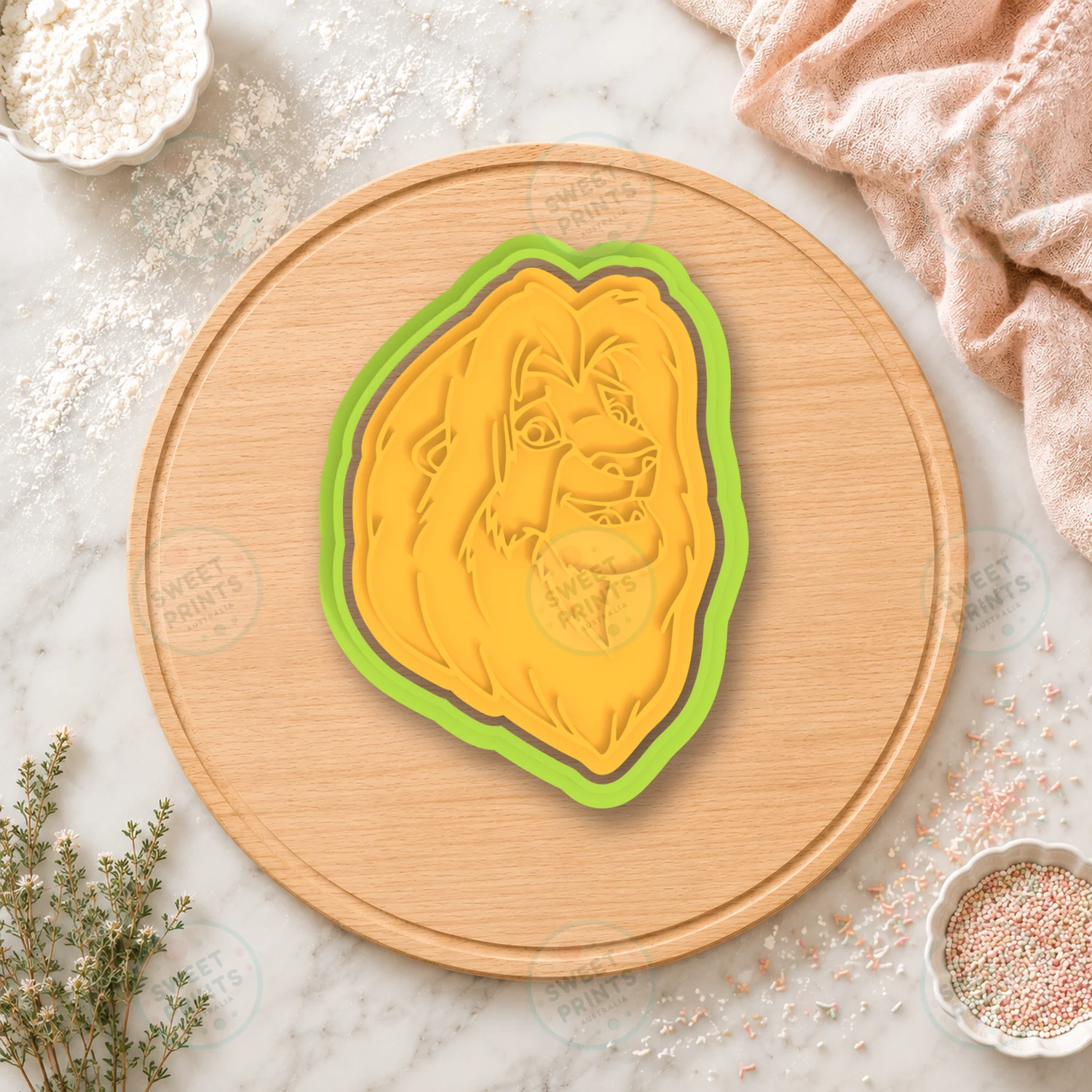 Simba 5 Cookie Cutter & Stamp cookie cutter