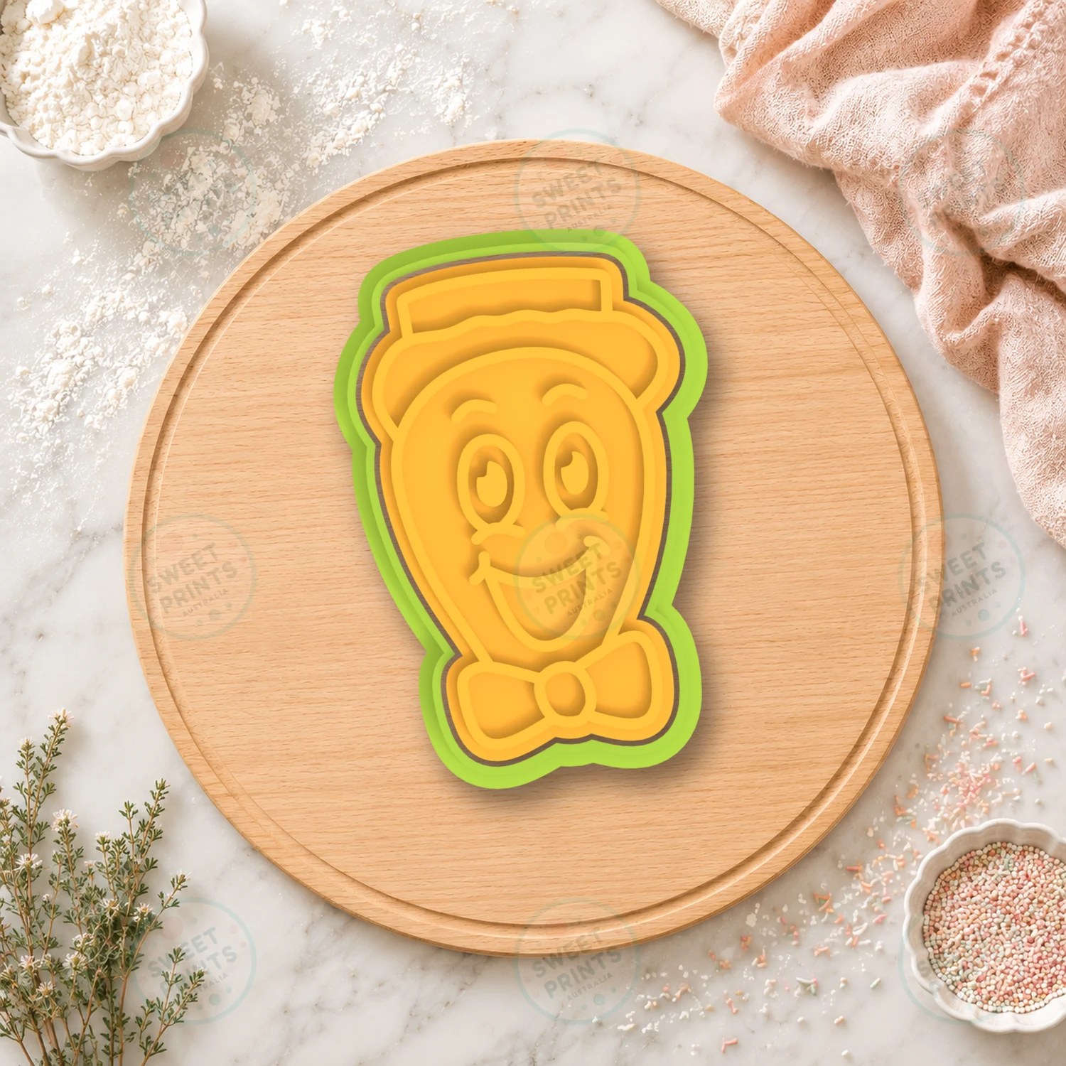 Wiggles Captain Feathersword Cookie Cutter & Stamp cookie cutter