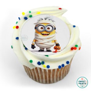 halloween minion mummy o